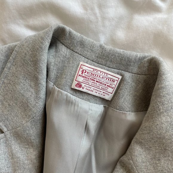 Petite Pendleton Women's Blazer - Picture 6 of 7